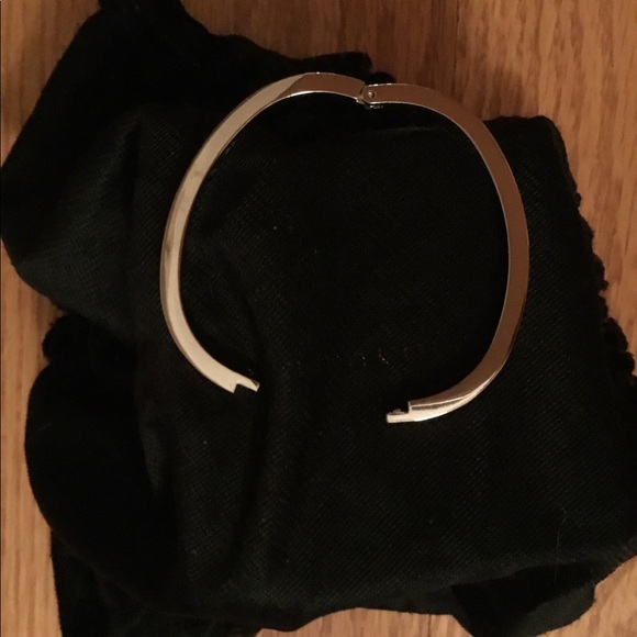 Blue Heaven silver bracelet with blue Diamond stones - Picture 4 of 4